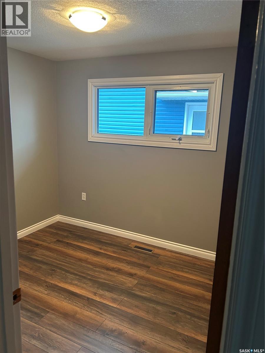 36 Andros Bay, Regina, Saskatchewan  S4R 5K6 - Photo 8 - SK024316