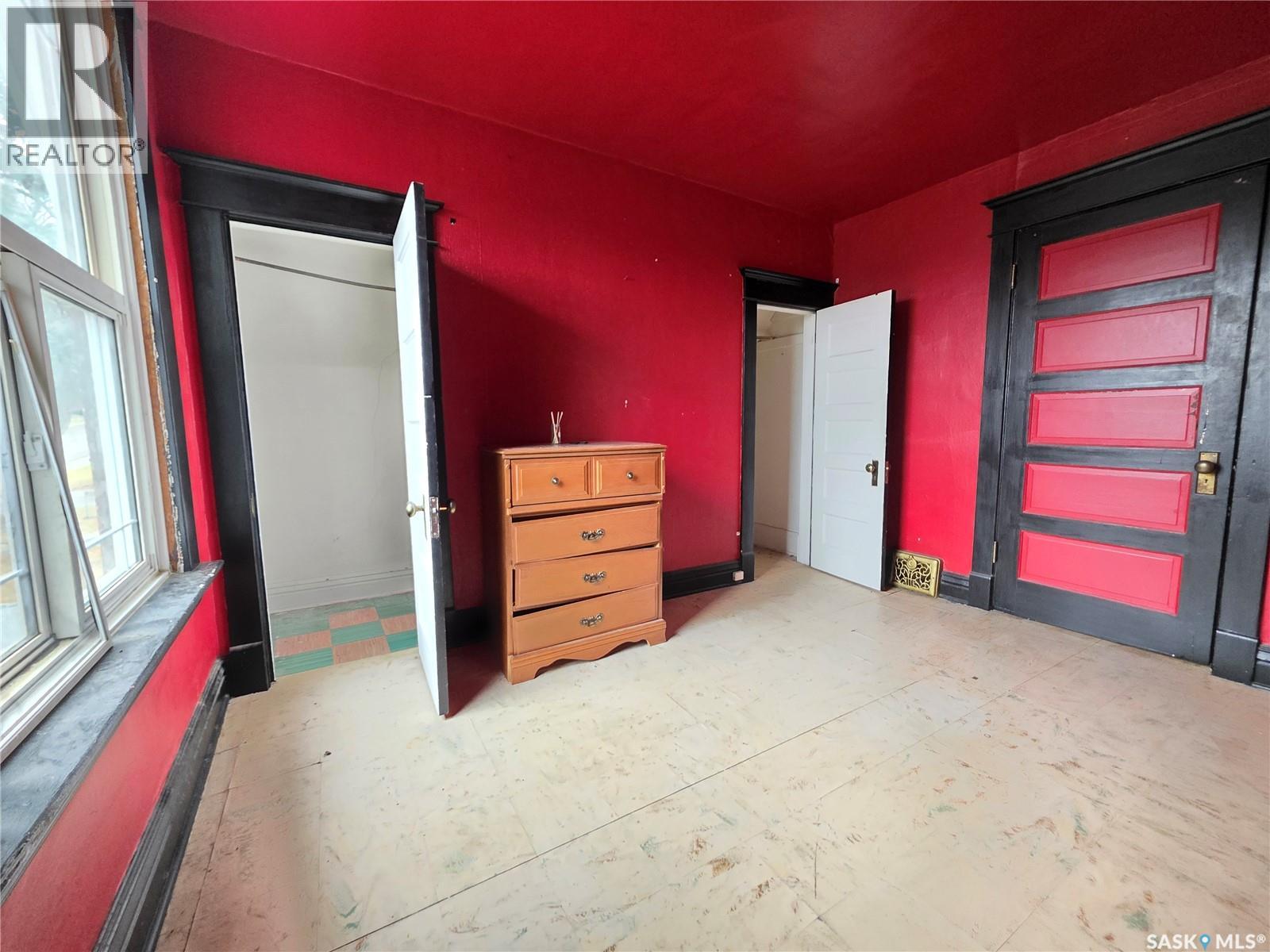 409 2nd Avenue Ne, Swift Current, Saskatchewan  S9H 2E3 - Photo 18 - SK024277