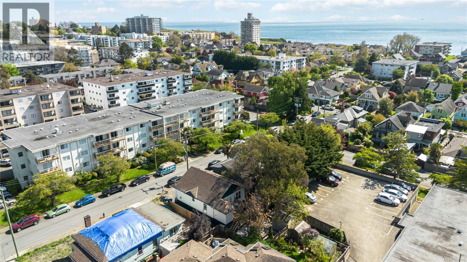 126 Rendall St, Victoria, British Columbia  V8V 2E5 - Photo 53 - 1020716