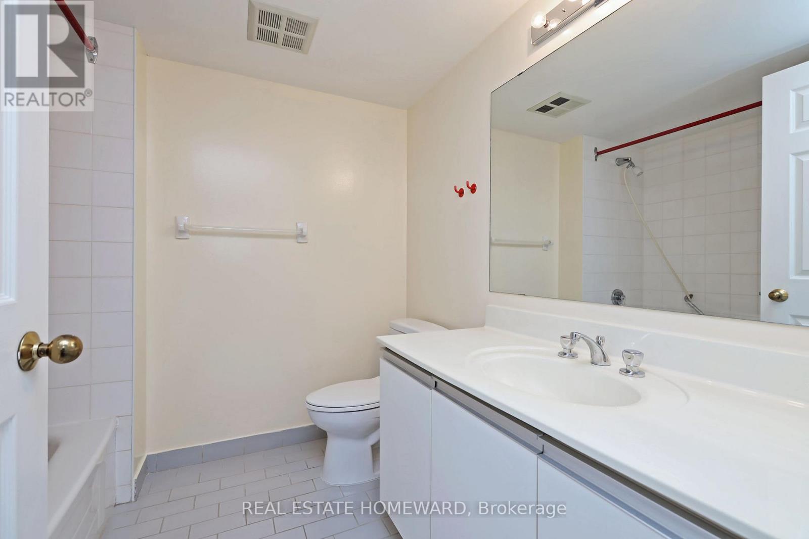 801 - 215 Wynford Drive, Toronto, Ontario  M3C 3P5 - Photo 29 - C12559038