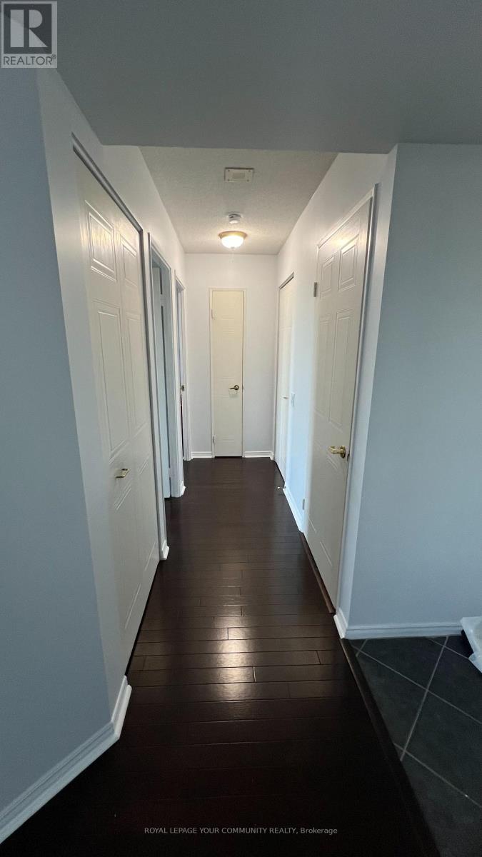 714 - 11 Thorncliffe Pk Drive, Toronto, Ontario  M4H 1P3 - Photo 10 - C12559088