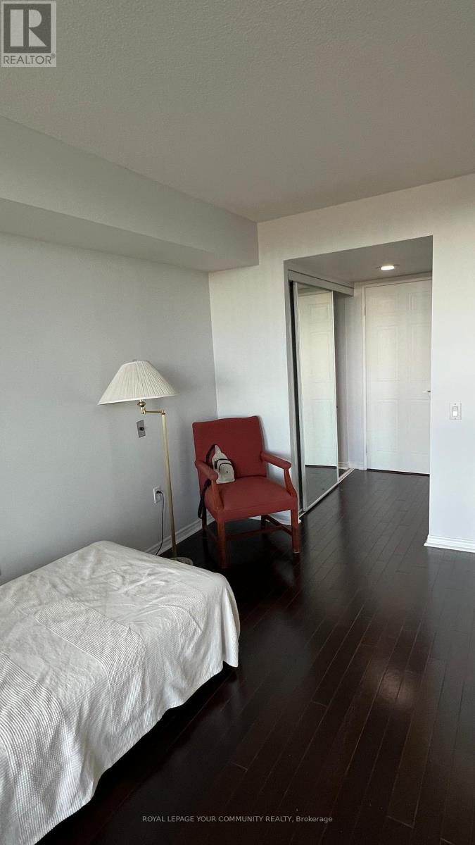 714 - 11 Thorncliffe Pk Drive, Toronto, Ontario  M4H 1P3 - Photo 18 - C12559088