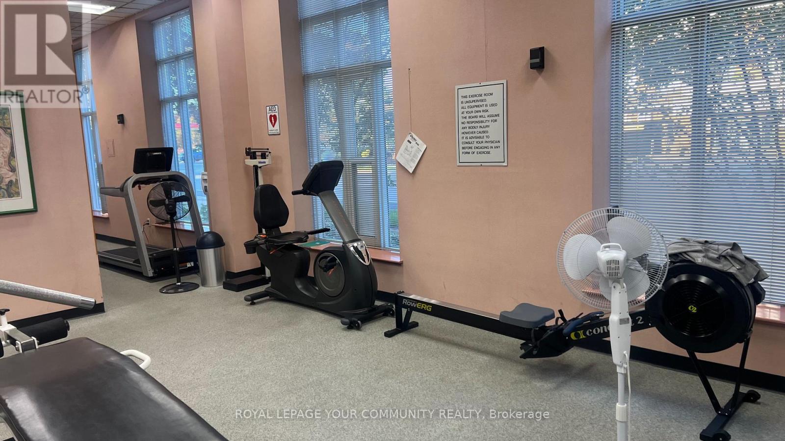 714 - 11 Thorncliffe Pk Drive, Toronto, Ontario  M4H 1P3 - Photo 9 - C12559088