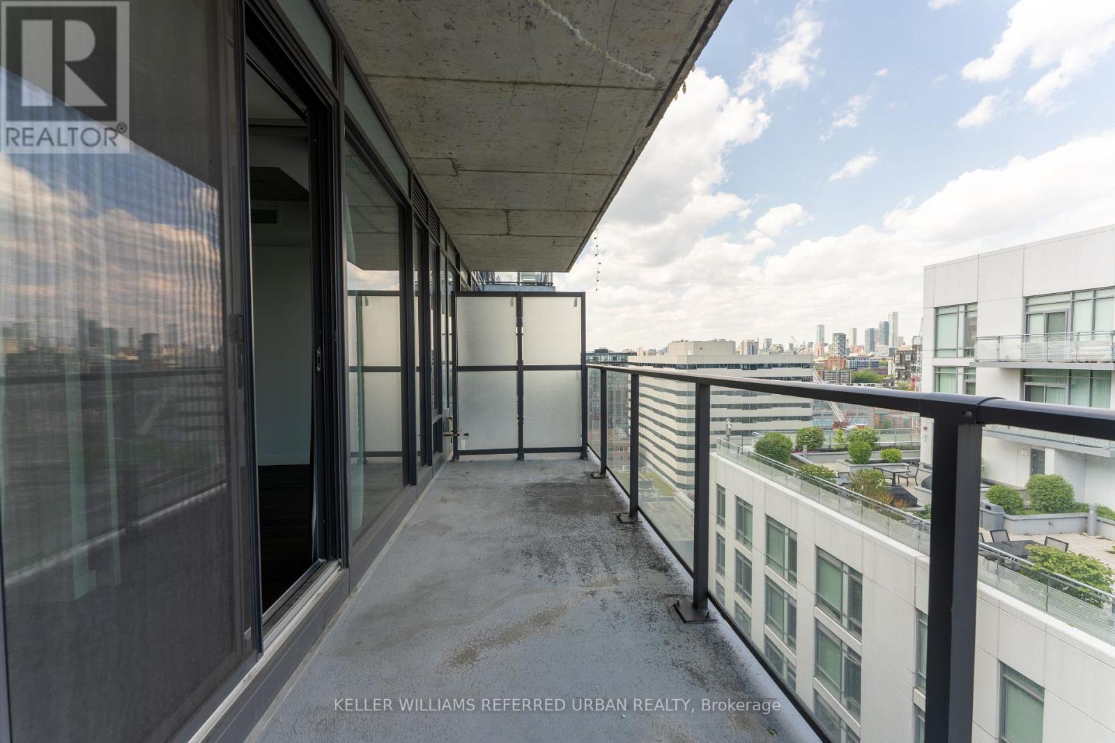 1515 - 111 Bathurst Street, Toronto, Ontario  M5V 0M9 - Photo 12 - C12559106