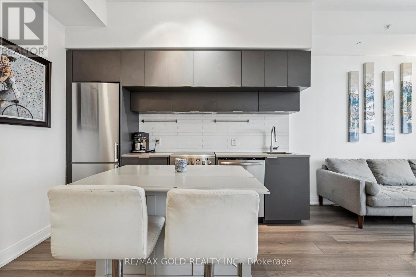 2501 - 181 Dundas Street E, Toronto, Ontario  M5A 0N5 - Photo 10 - C12559124