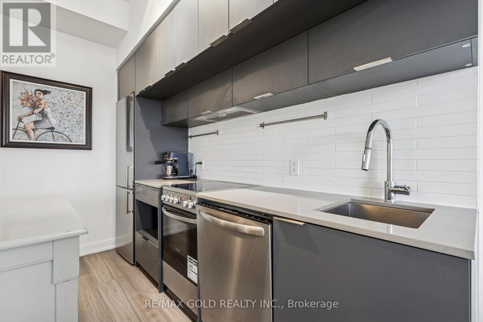 2501 - 181 Dundas Street E, Toronto, Ontario  M5A 0N5 - Photo 14 - C12559124