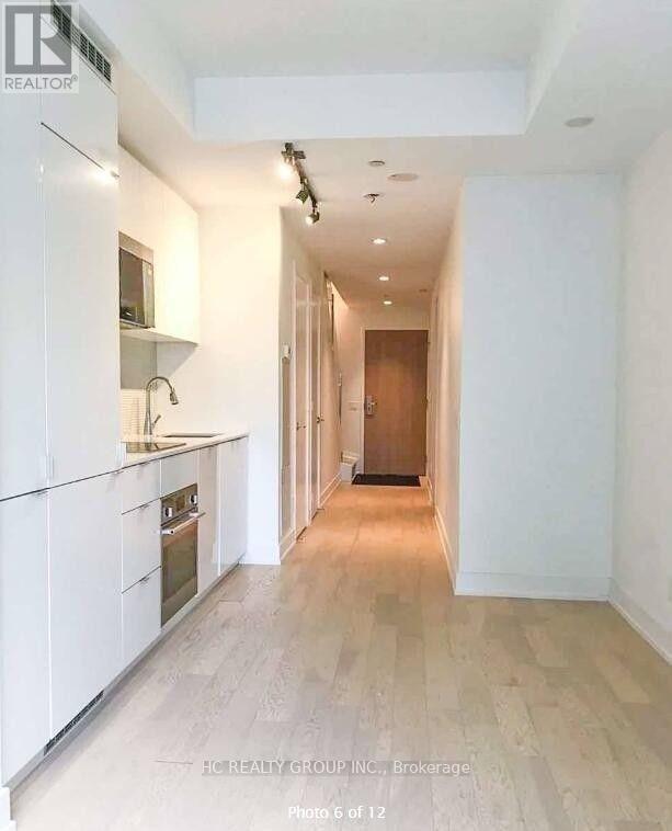 503 - 7 Grenville Street, Toronto, Ontario  M4Y 0E9 - Photo 8 - C12559138