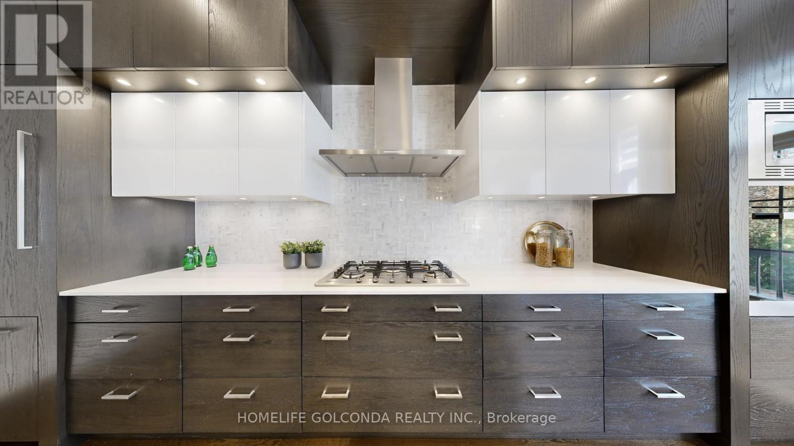 2466b Bayview Avenue, Toronto, Ontario  M2L 1A7 - Photo 22 - C12559212