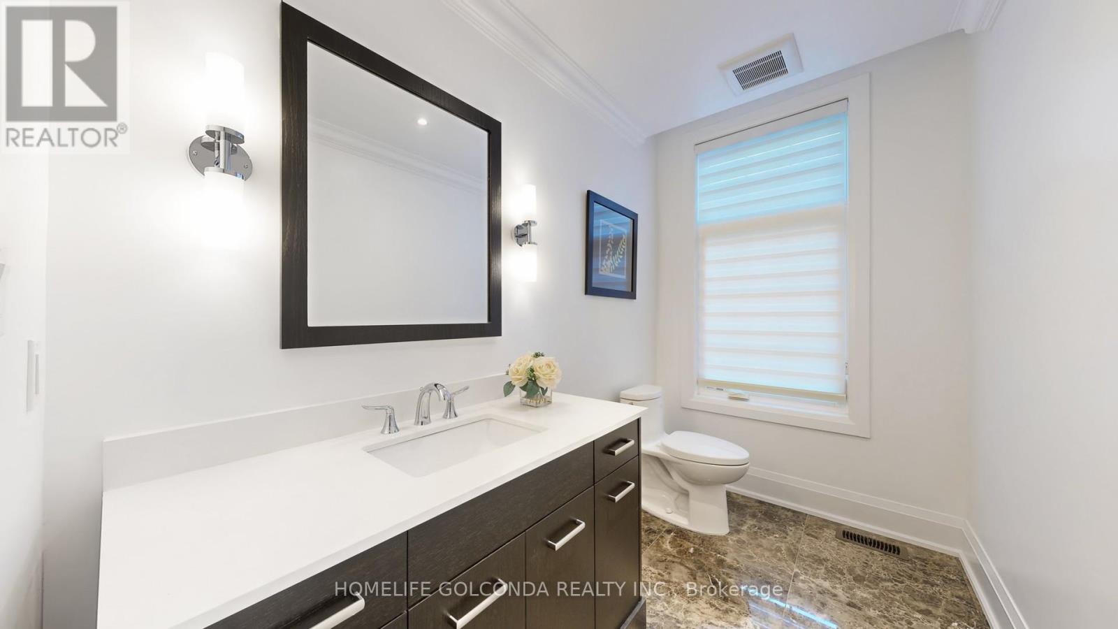 2466b Bayview Avenue, Toronto, Ontario  M2L 1A7 - Photo 26 - C12559212