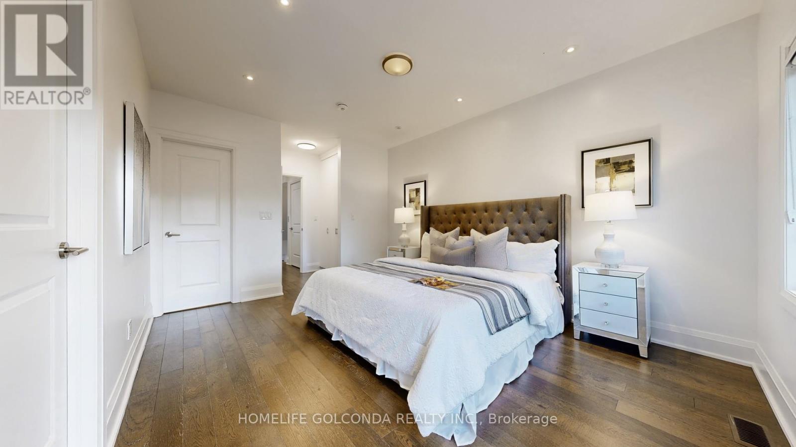 2466b Bayview Avenue, Toronto, Ontario  M2L 1A7 - Photo 30 - C12559212