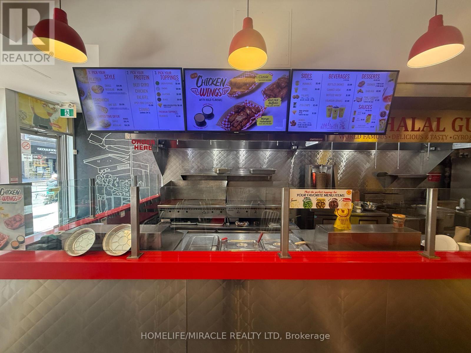 563 Yonge Street, Toronto, Ontario  M4Y 1Z2 - Photo 4 - C12559222