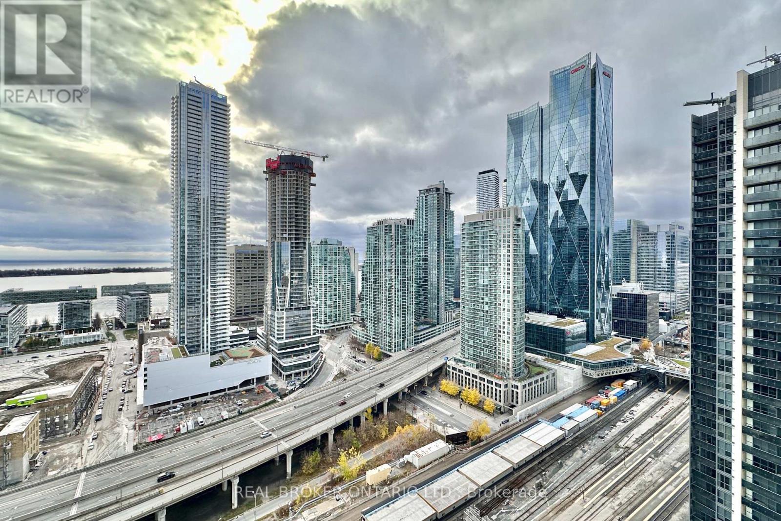 518 - 25 The Esplanade, Toronto, Ontario  M5E 1W5 - Photo 36 - C12559228