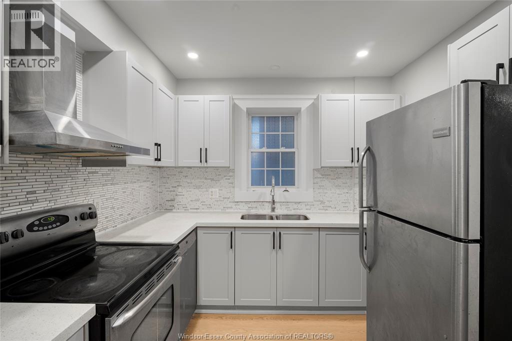 676 Moy, Windsor, Ontario N9A 2N6 - Photo 10 - 25029169