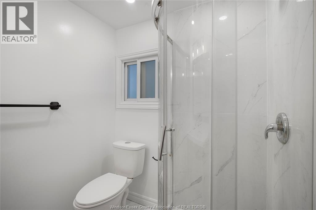 676 Moy, Windsor, Ontario N9A 2N6 - Photo 13 - 25029169