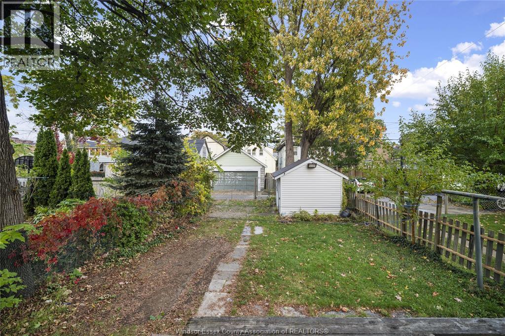 676 Moy, Windsor, Ontario N9A 2N6 - Photo 33 - 25029169