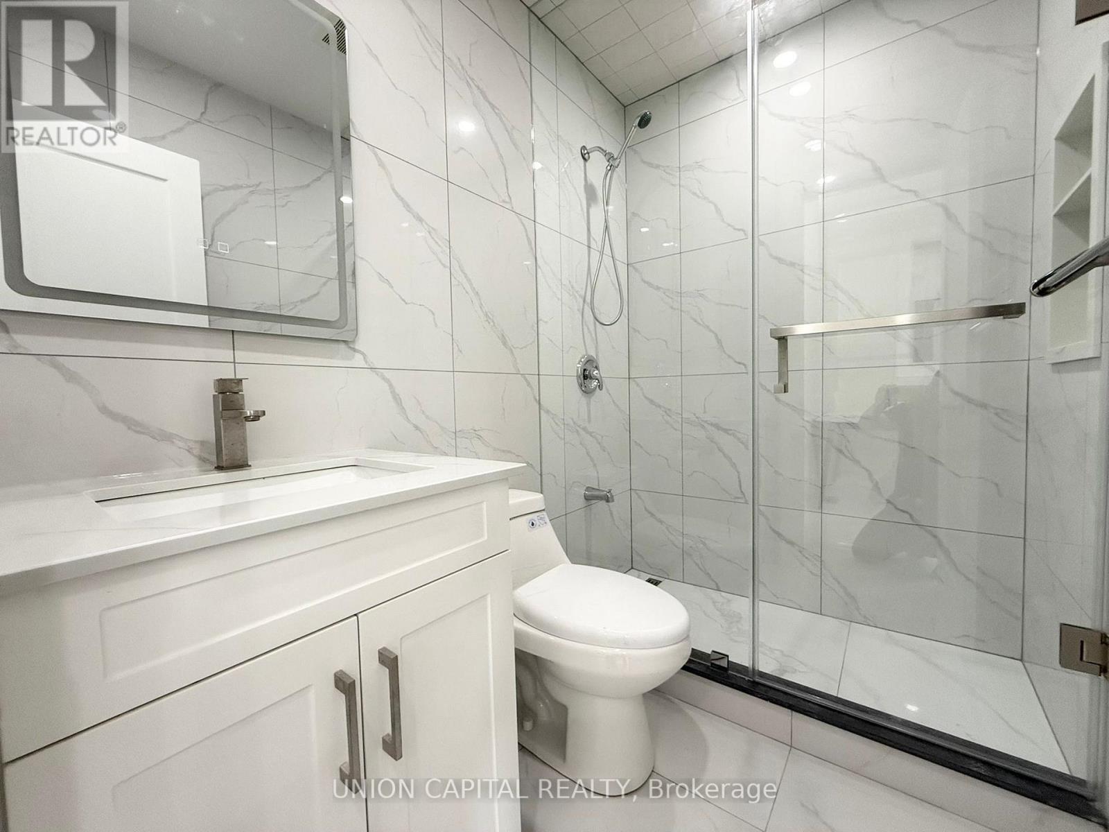 Main - 1087 Gerrard Street E, Toronto, Ontario  M4M 1Z9 - Photo 8 - E12559094