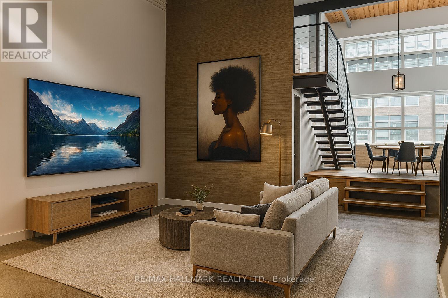 221 - 1173 DUNDAS STREET E, Toronto, Ontario