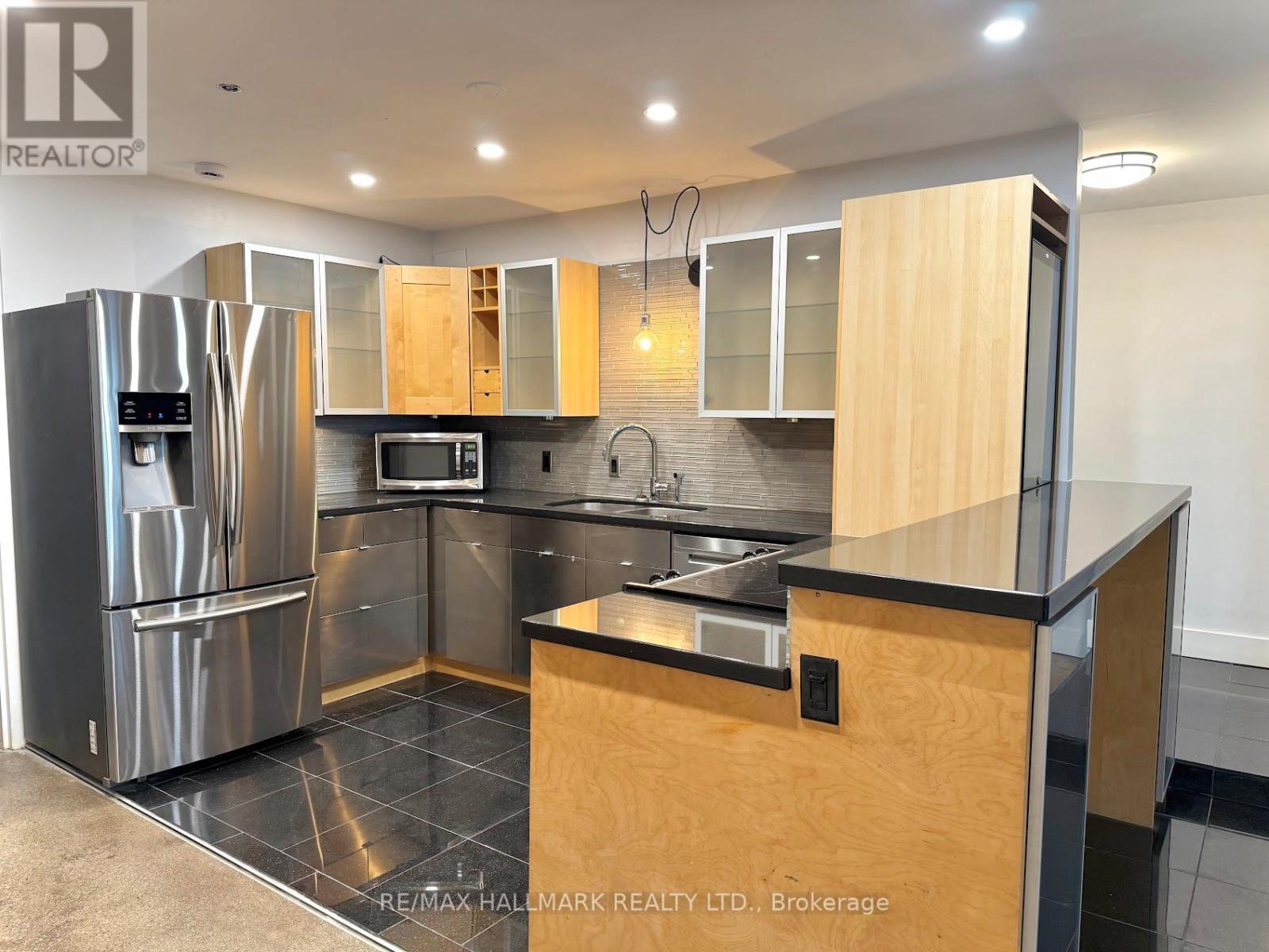 221 - 1173 Dundas Street E, Toronto, Ontario  M4M 3P1 - Photo 12 - E12559114