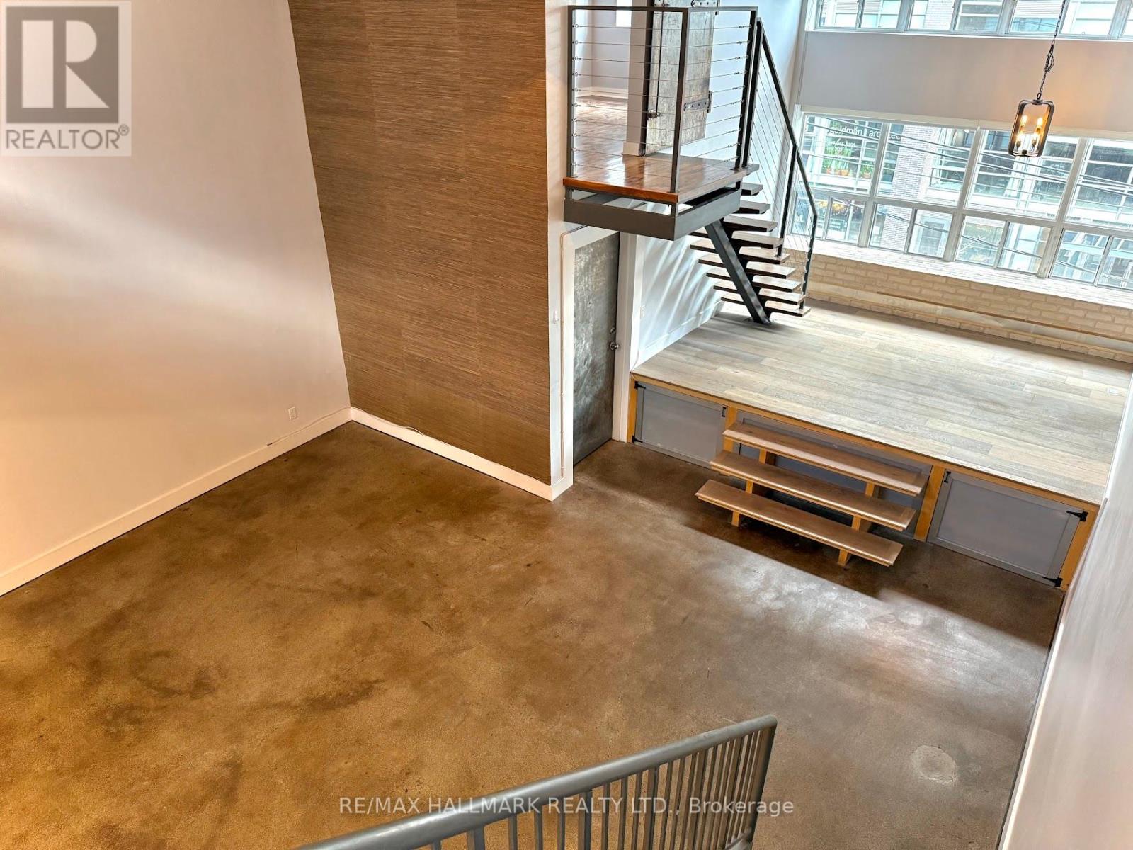 221 - 1173 Dundas Street E, Toronto, Ontario  M4M 3P1 - Photo 4 - E12559114