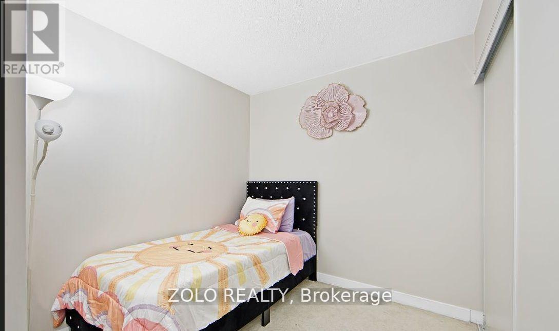 2708 - 36 Lee Centre Drive, Toronto, Ontario  M1H 3K2 - Photo 9 - E12559126