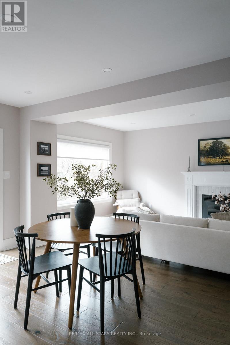 10 Thicketwood Boulevard, Whitchurch-Stouffville, Ontario  L4A 1K1 - Photo 8 - N12559034