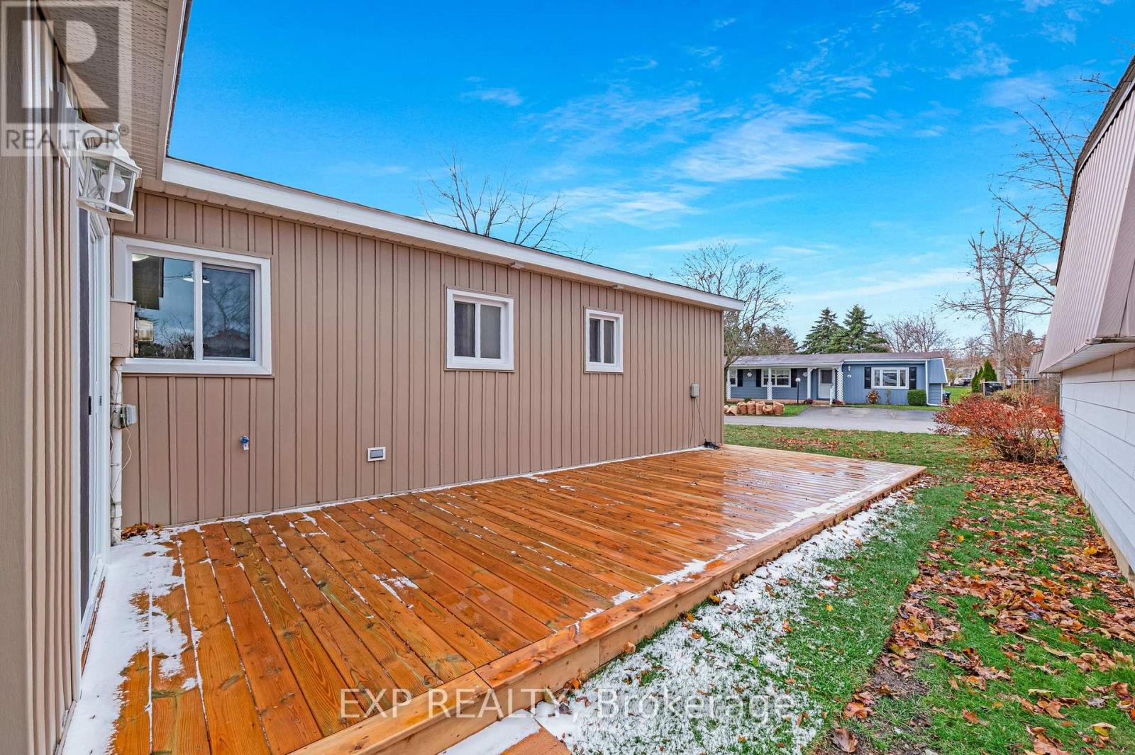 52 Corner Brook Trail, Innisfil, Ontario  L9S 1N6 - Photo 24 - N12559048