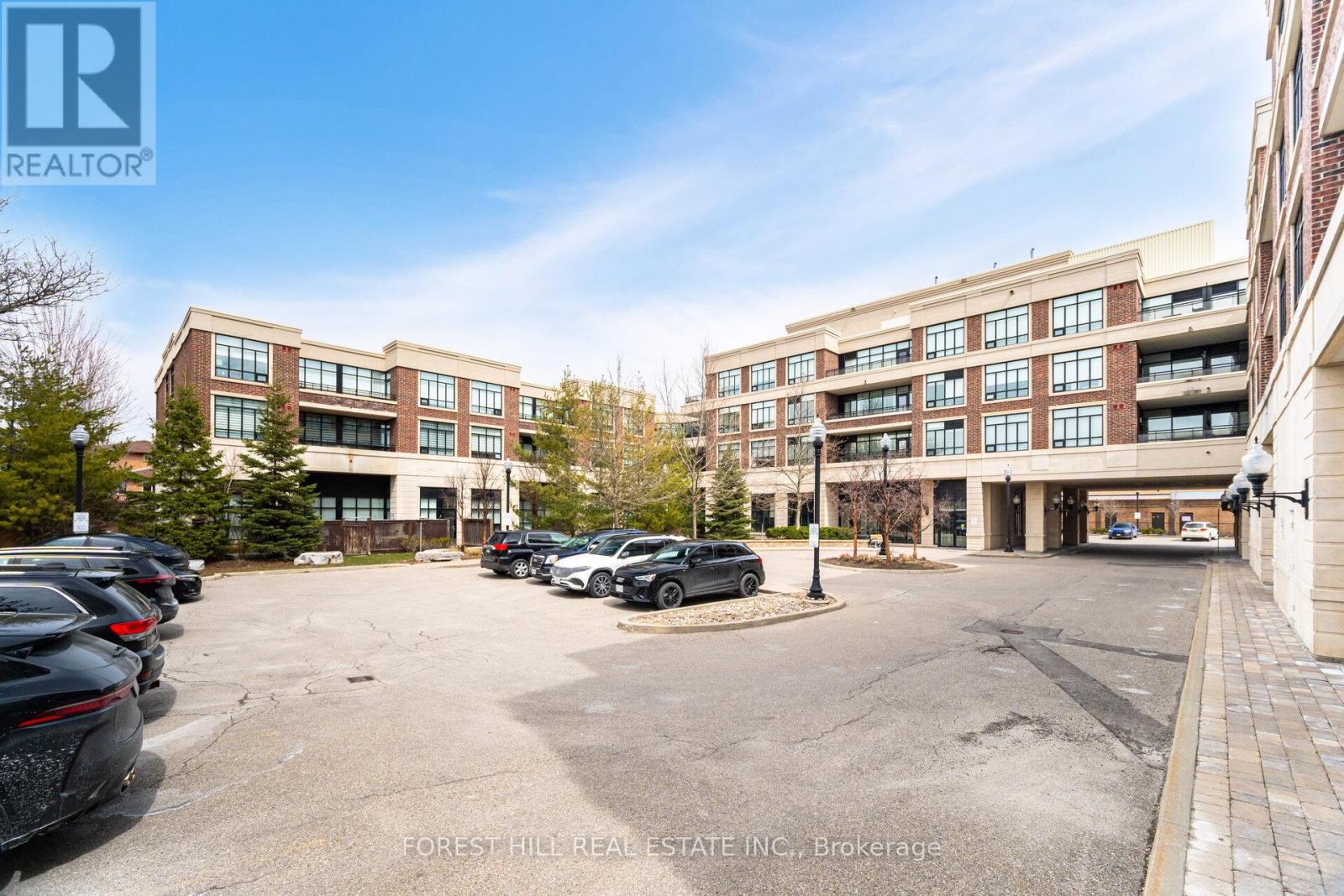 220 - 2396 MAJOR MACKENZIE DRIVE W, Vaughan, Ontario