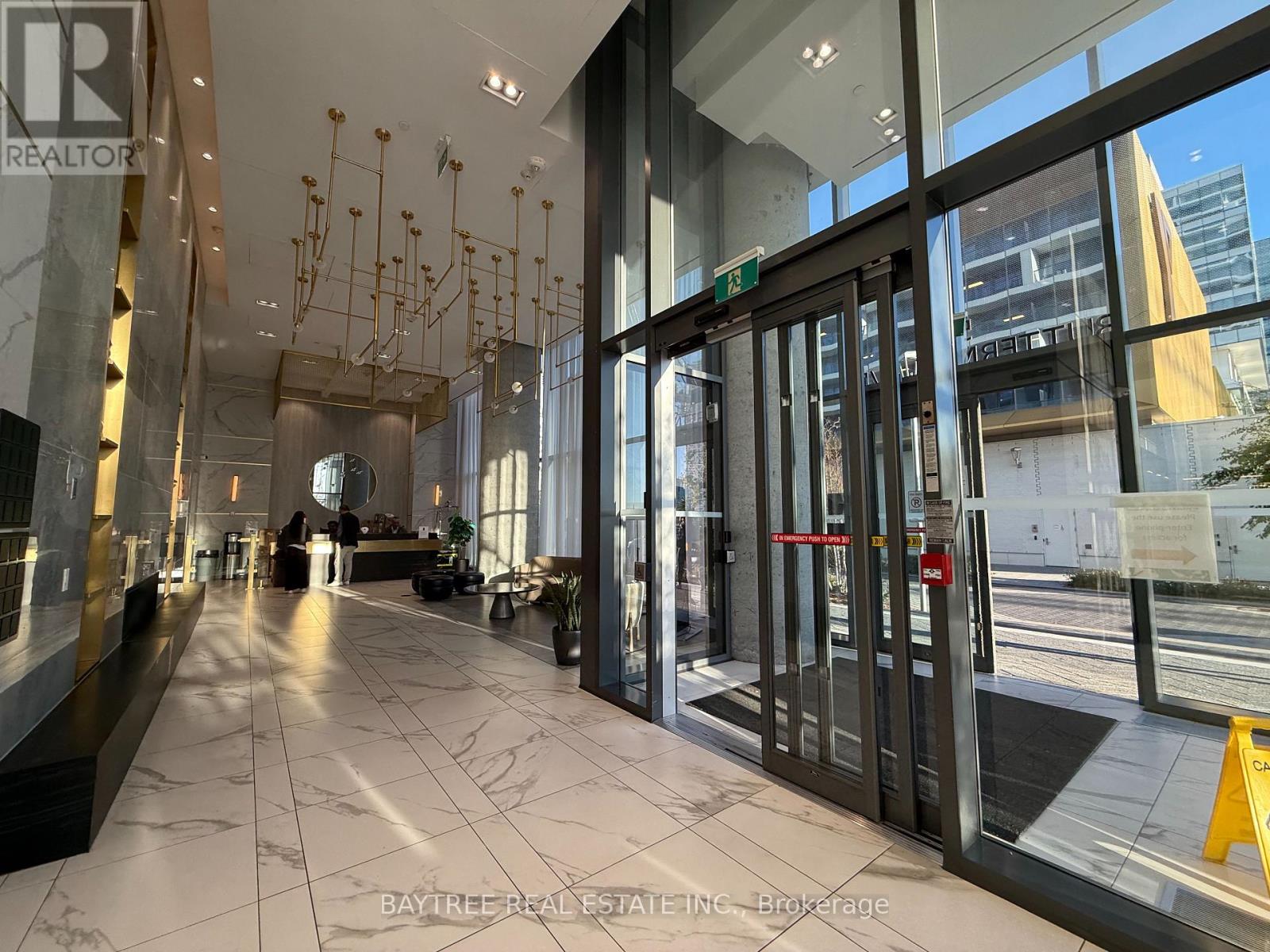 4306 - 5 Buttermill Avenue, Vaughan, Ontario  L4K 0J5 - Photo 2 - N12559206