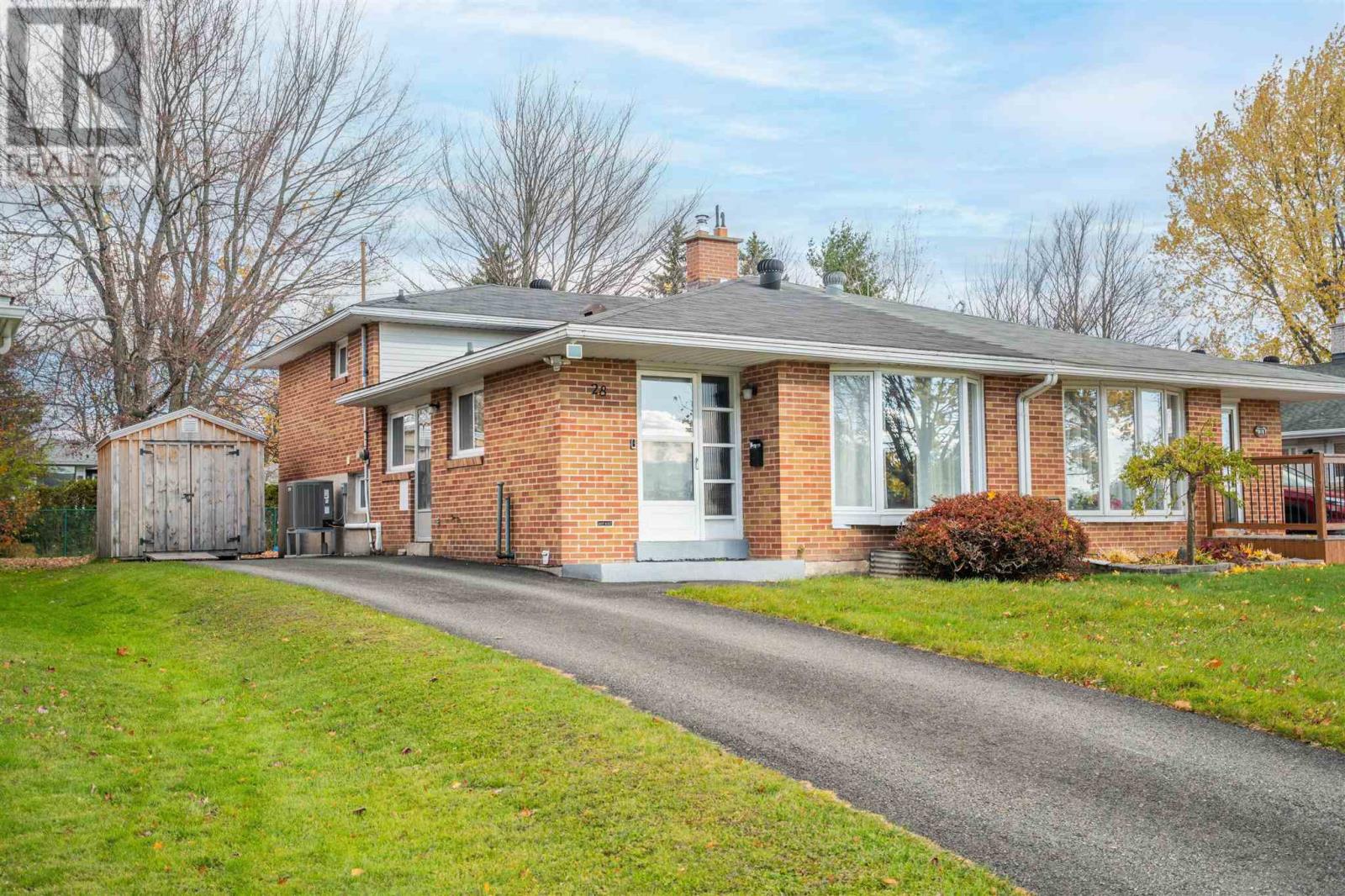 28 Princess Cres, Sault Ste. Marie, Ontario  P6B 3P3 - Photo 27 - SM253238