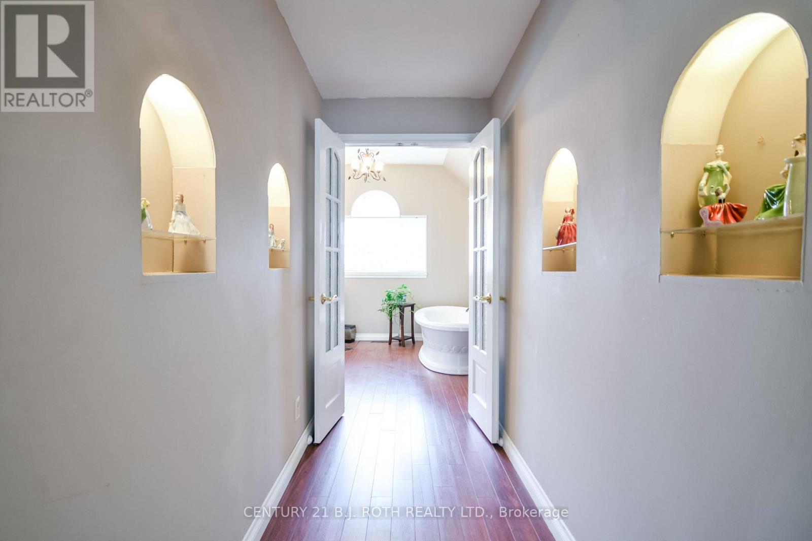 164 Cook Street, Barrie (Codrington), Ontario  L4M 4G9 - Photo 10 - S12559018