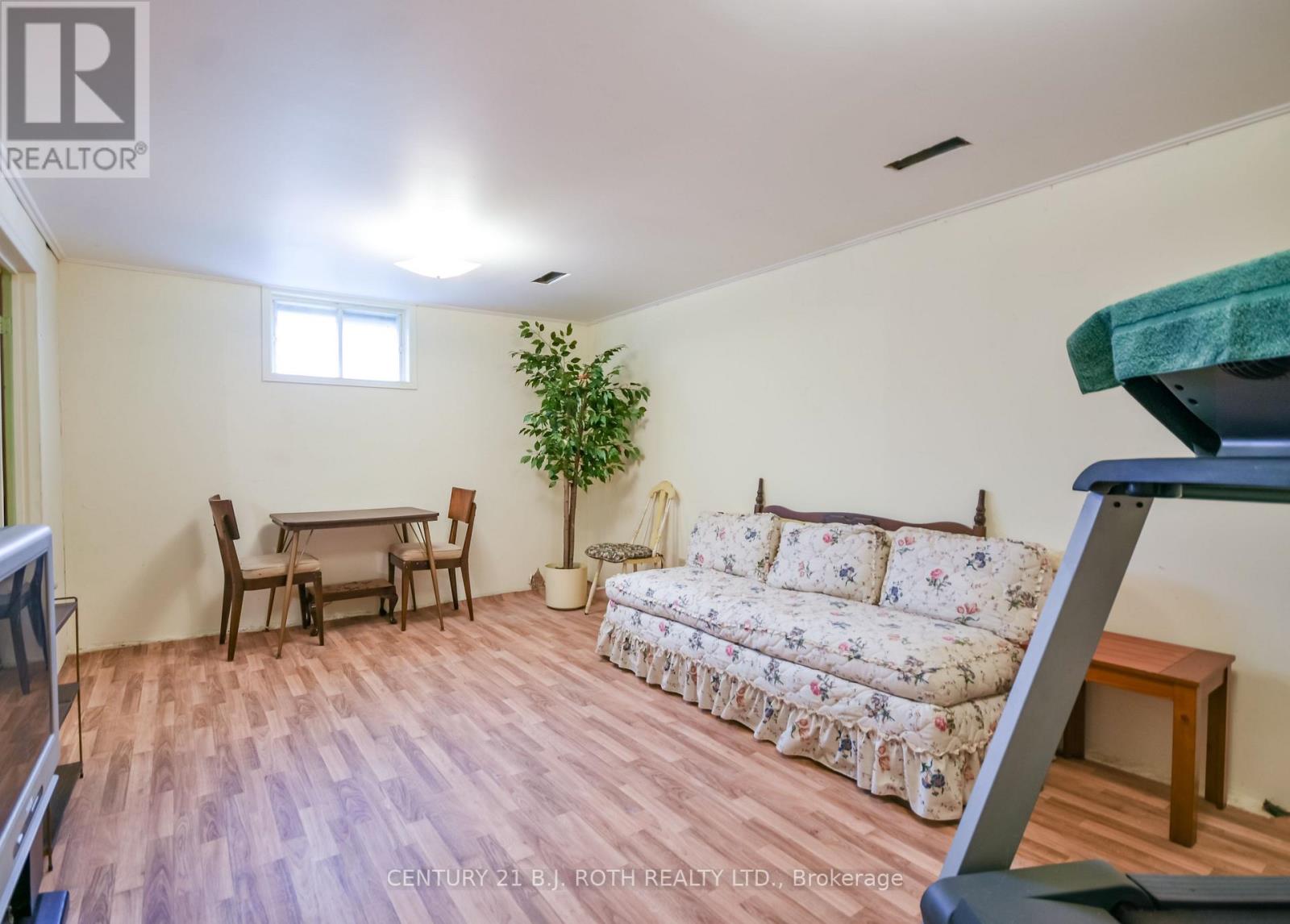 164 Cook Street, Barrie (Codrington), Ontario  L4M 4G9 - Photo 16 - S12559018