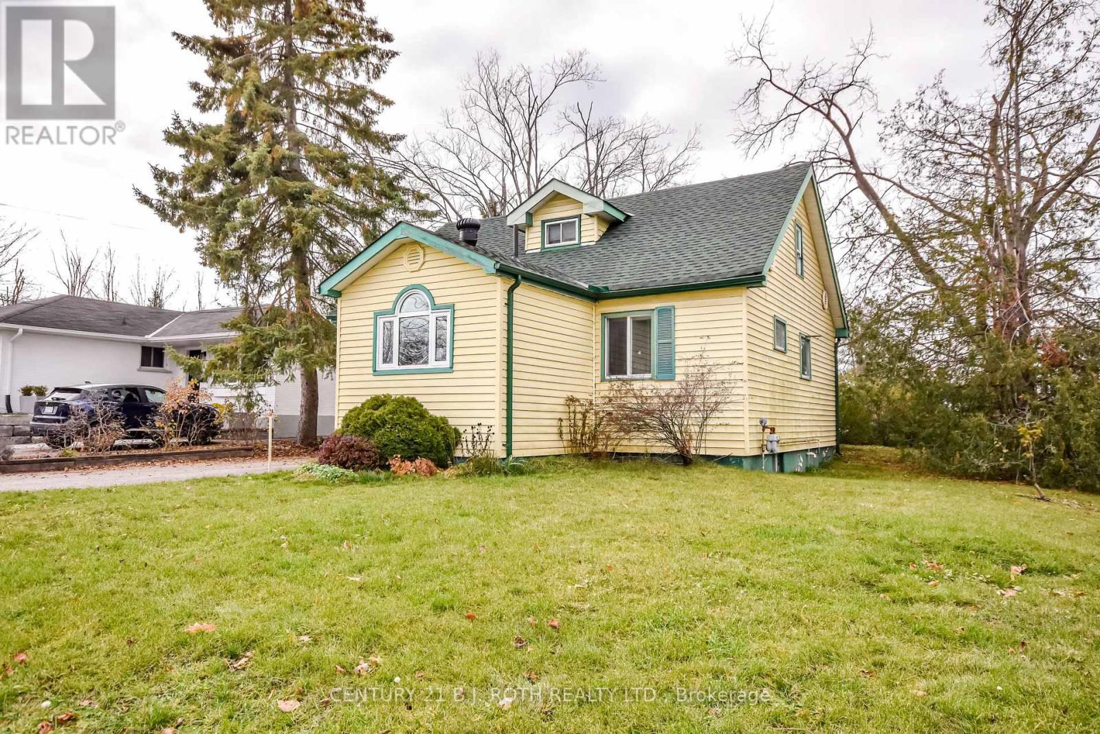 164 Cook Street, Barrie (Codrington), Ontario  L4M 4G9 - Photo 2 - S12559018