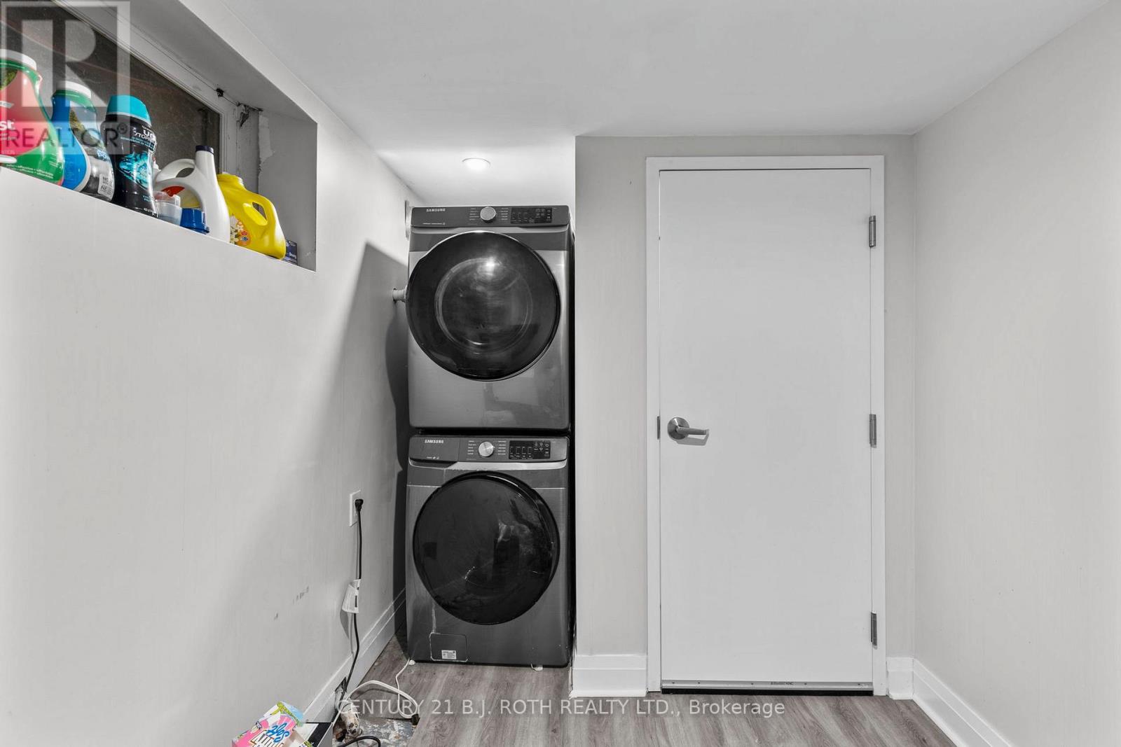 215 Rose Street, Barrie, Ontario  L4M 2T8 - Photo 14 - S12559198