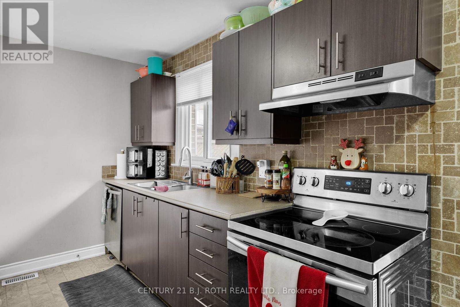 215 Rose Street, Barrie, Ontario  L4M 2T8 - Photo 21 - S12559198