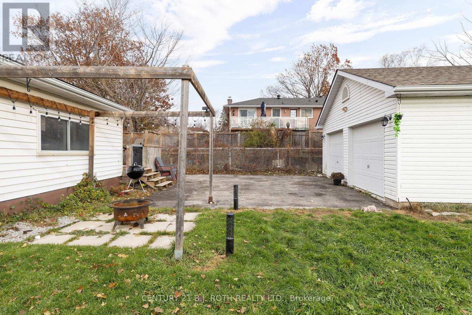 215 Rose Street, Barrie, Ontario  L4M 2T8 - Photo 33 - S12559198