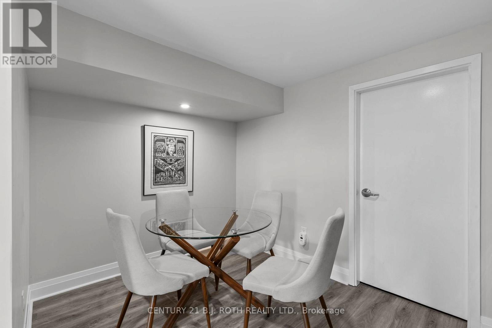 215 Rose Street, Barrie, Ontario  L4M 2T8 - Photo 5 - S12559198