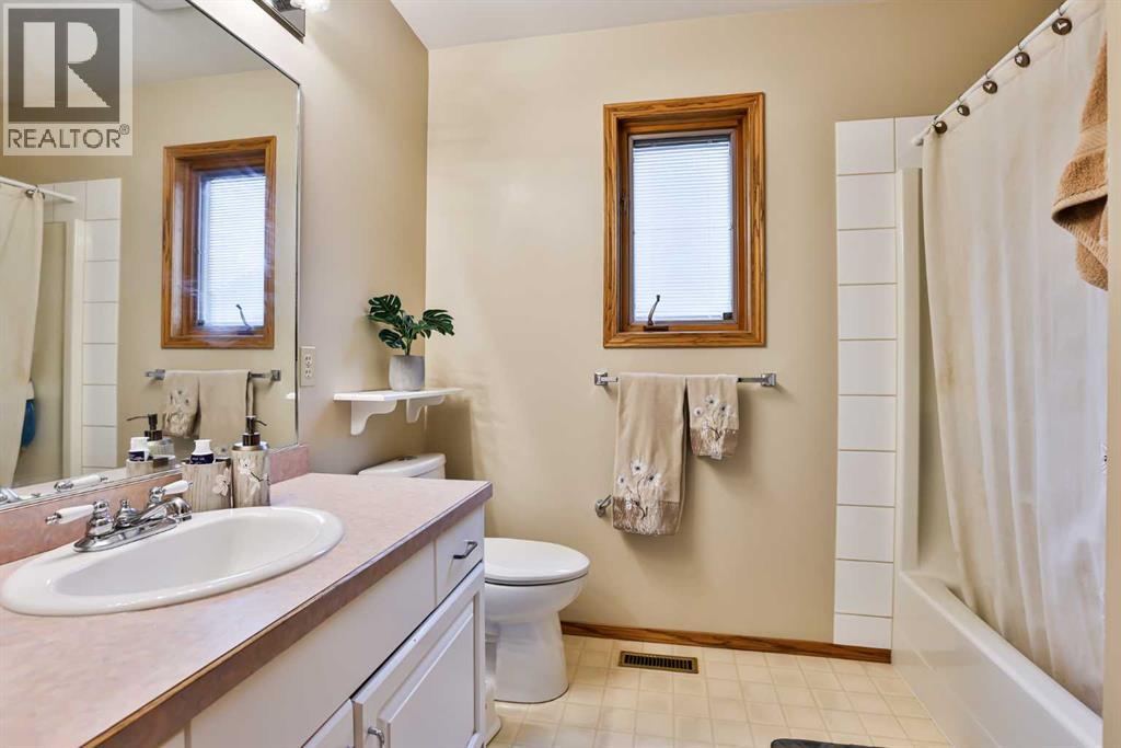 93 Coachwood Road W, Lethbridge, Alberta  T1K 6B4 - Photo 33 - A2245693