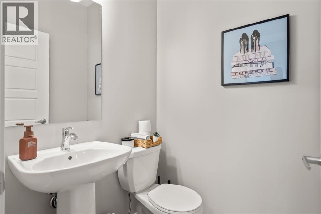 104 Carringsby Manor Nw, Calgary, Alberta  T3P 1T6 - Photo 18 - A2248269