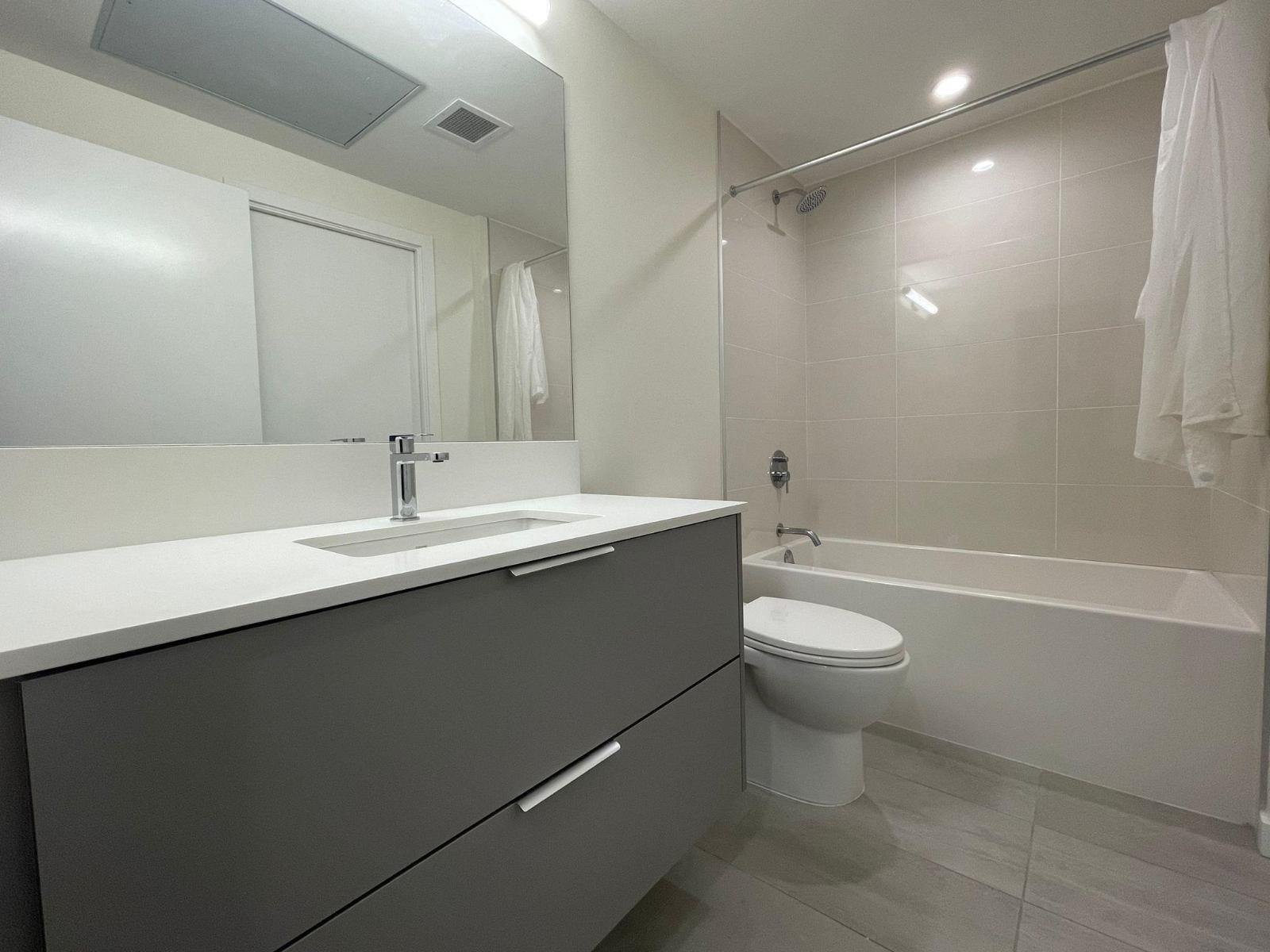 306 14257 103a Avenue, Surrey, British Columbia  V3T 1T1 - Photo 12 - R3068203