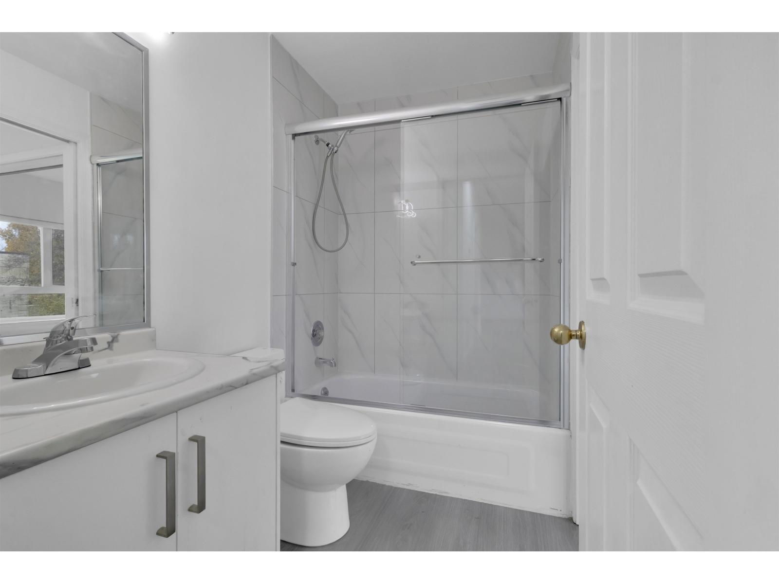 208 8142 120a Street, Surrey, British Columbia  V3W 3P3 - Photo 7 - R3067730