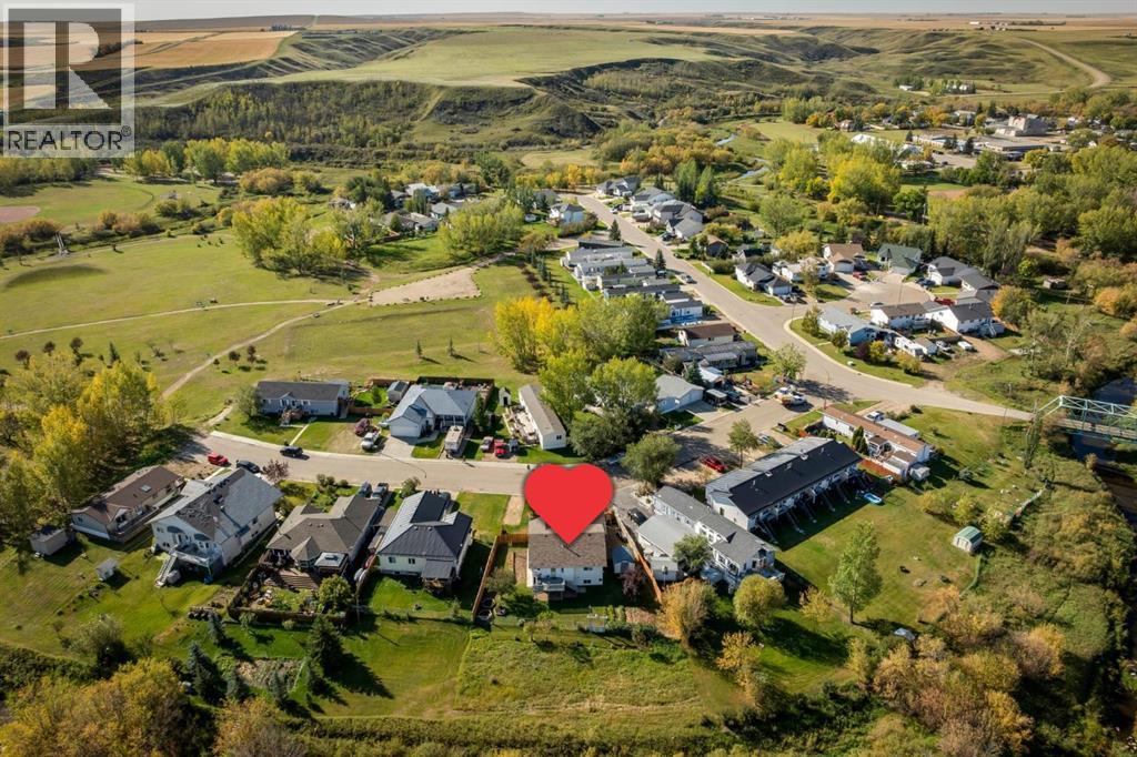 18 Cambridge Drive, Carbon, Alberta  T0M 0L0 - Photo 44 - A2257816