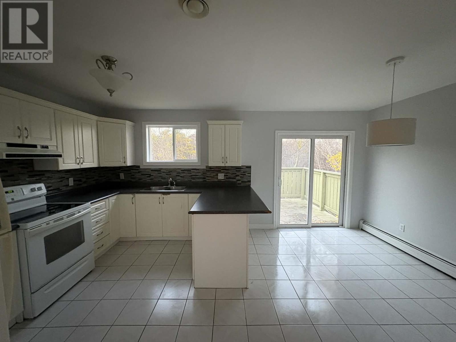 27 Holbrook Avenue, St John's, Newfoundland & Labrador  A1E 2Y2 - Photo 5 - 1292457