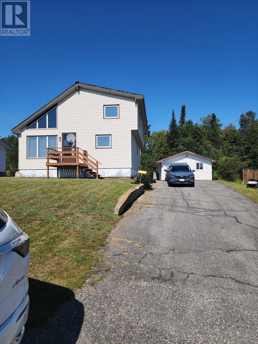 12 CAVANAUGH, TERRACE BAY, Ontario