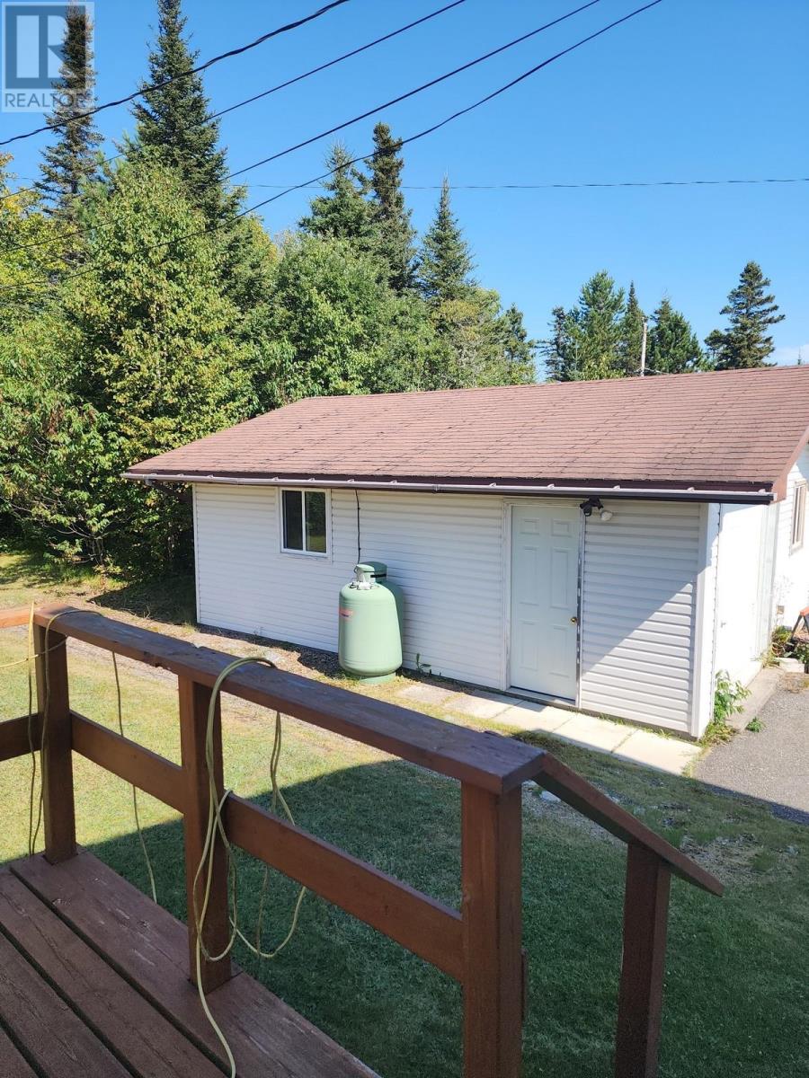 12 Cavanaugh, Terrace Bay, Ontario  P0T 2W0 - Photo 4 - TB253093