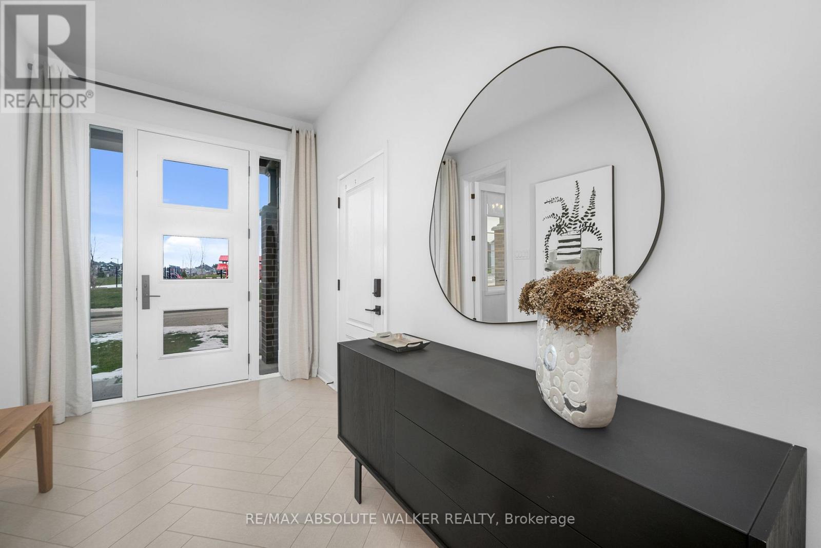 2055 Wanderer Avenue, Ottawa, Ontario  K4M 0W9 - Photo 3 - X12559240