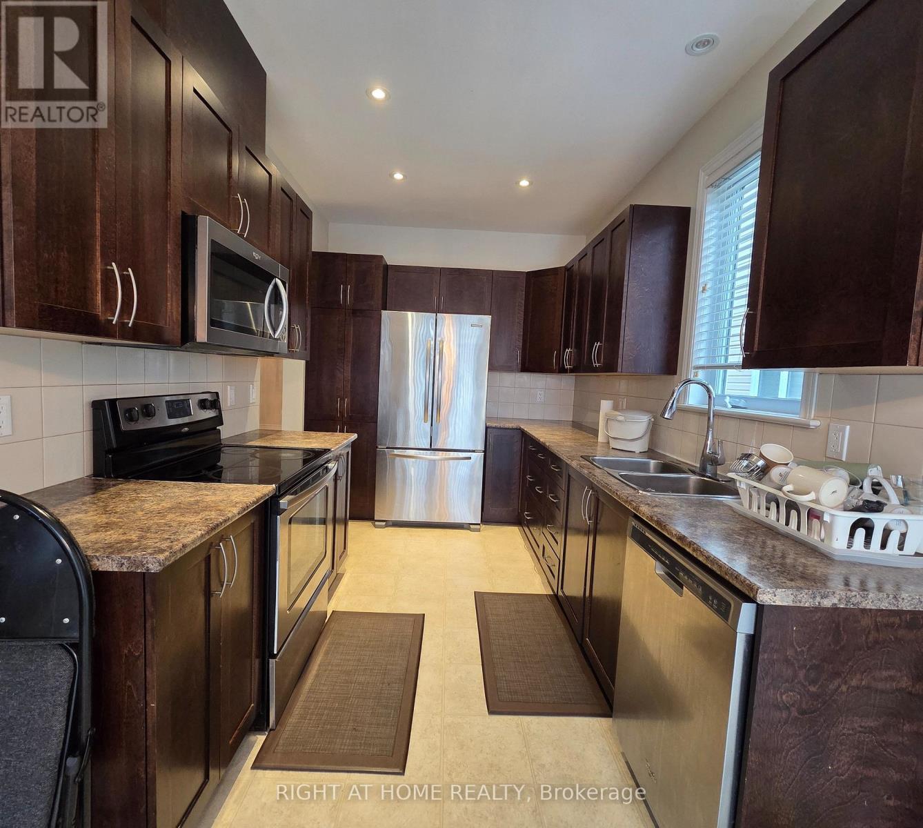 322 Kippen Place, Ottawa, Ontario  K2J 0N8 - Photo 12 - X12559256