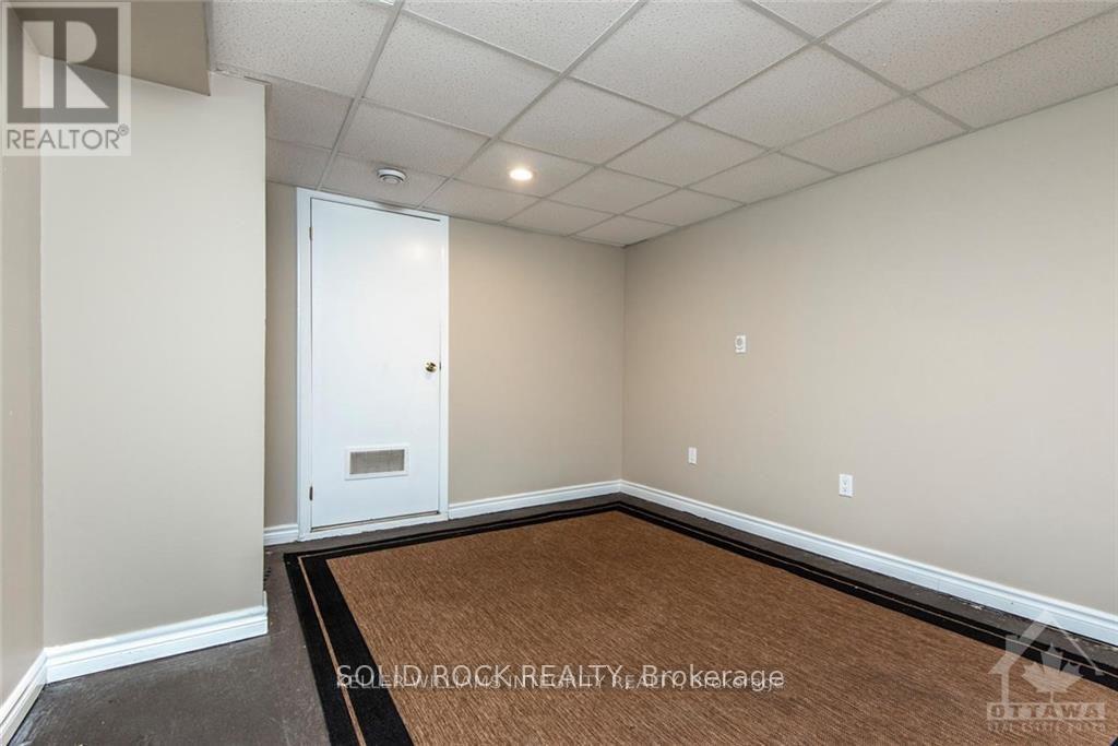 5140 Limebank Road, Ottawa, Ontario  K1X 1G3 - Photo 12 - X12559298