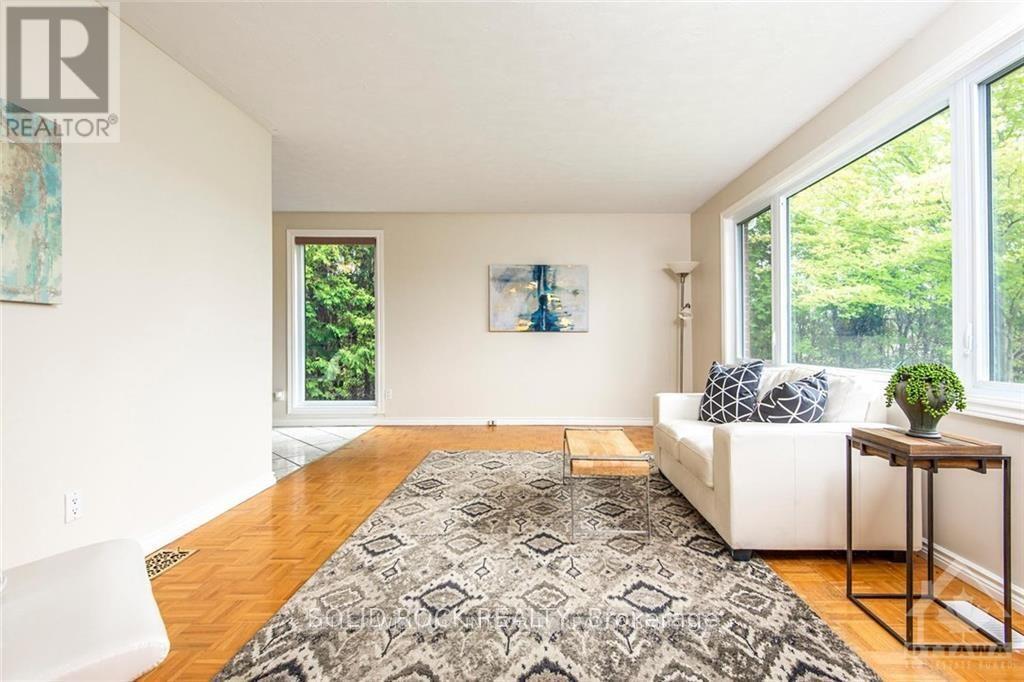 5140 Limebank Road, Ottawa, Ontario  K1X 1G3 - Photo 3 - X12559298