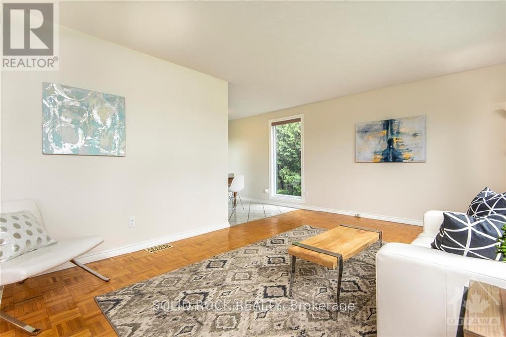 5140 Limebank Road, Ottawa, Ontario  K1X 1G3 - Photo 4 - X12559298