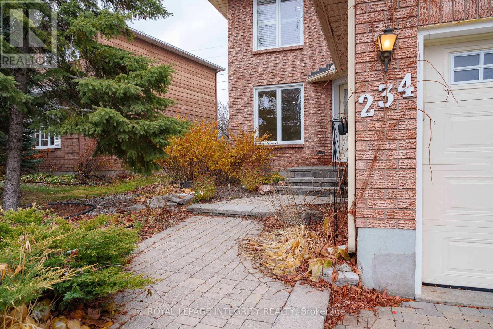 234 Walden Drive, Ottawa, Ontario  K2K 2M3 - Photo 3 - X12559312